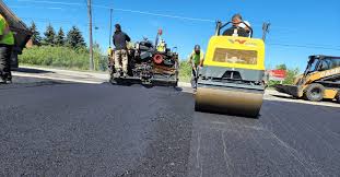 Best Driveway Crack Filling  in North Mankato, MN